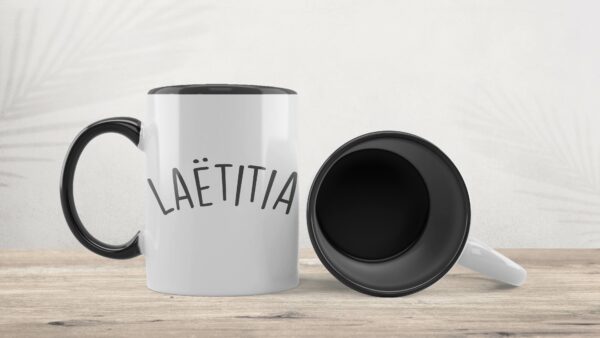 Tasse bicolore noir Prénom