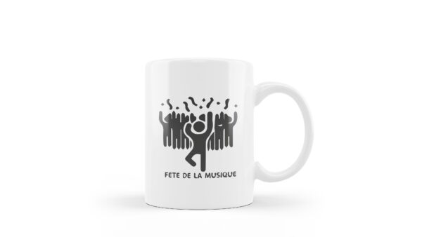 Tasse foule en fête