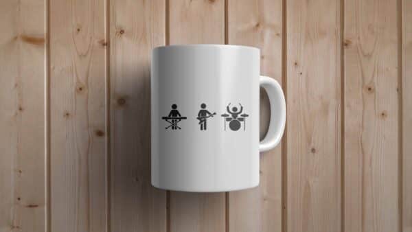 Tasse silhouettes batteur guitariste pianiste