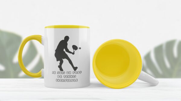Tasse bicolore jaune prof de tennis incroyable