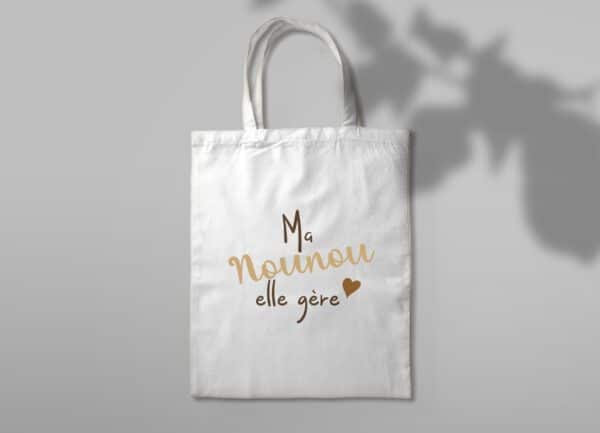 Objet personnalisable pour merci nounou : tote bag ma nounou elle gère