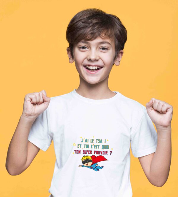 Idée de cadeau TSA : T-Shirt blanc TSA "et toi c'est quoi ton super pouvoir"
