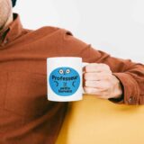 Objet personnalisable pour maître : Tasse "professeur de petits humains"