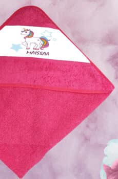 cape de bain personnalisée rose licorne