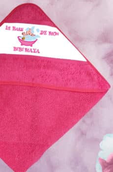 Cape de bain personnalisée rose