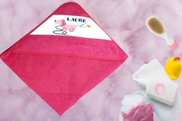 cape de bain personnalisée chien