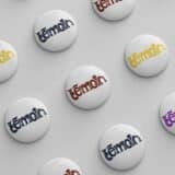 Badge personnalisé témoin écriture