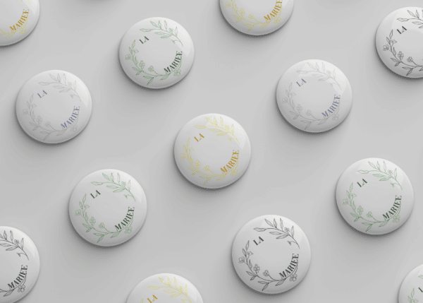 Badge la mariée- couronne de fleurs