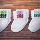 Chaussettes personnalisées: couleurs super marraine – Image 2