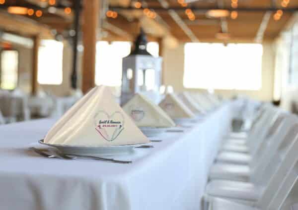 Serviette personnalisé Mariage basket – Image 2