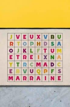 Trousse personnalisée marraine mots cachés