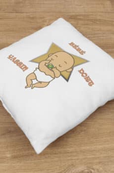 coussin personnalisé bébé dort