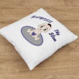 Coussin personnalisé naissance bébé assis – Image 4