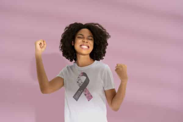 T-Shirt Octobre rose ruban survavor – Image 3