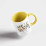 Tasse personnalisée bicolore jaune hello papi