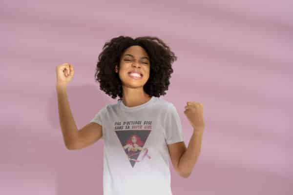 T-Shirt Octobre Rose super girl – Image 2