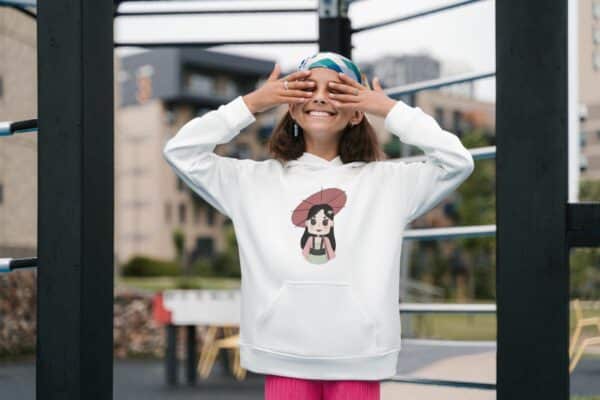 Sweat Capuche Disney : Restez au chaud avec magie et style – Image 10