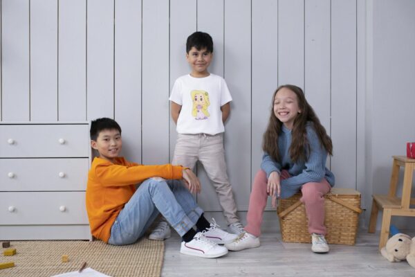 T-shirt Disney Pop : Ajoutez une touche féerique à votre look – Image 7
