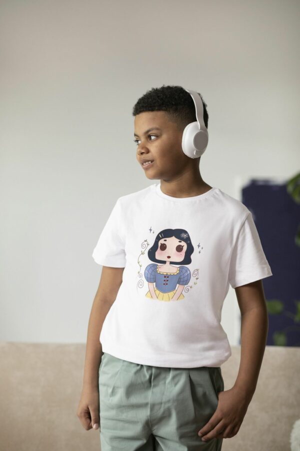 T-shirt Disney Pop : Ajoutez une touche féerique à votre look – Image 14