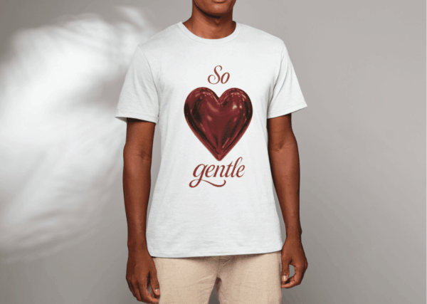Rouge coquette : t-shirt coeur – Image 2