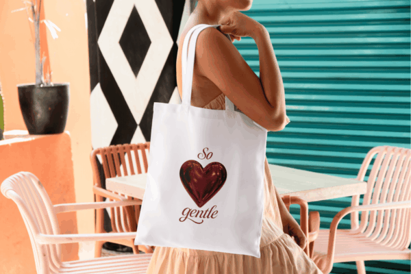 Tote bag coquette : coeur rouge