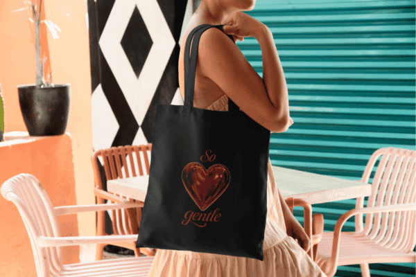 Tote bag coquette : coeur rouge – Image 2