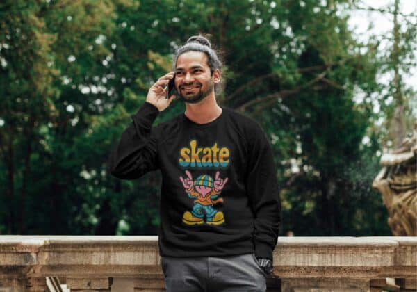 Y2K pullover : skate – Image 3